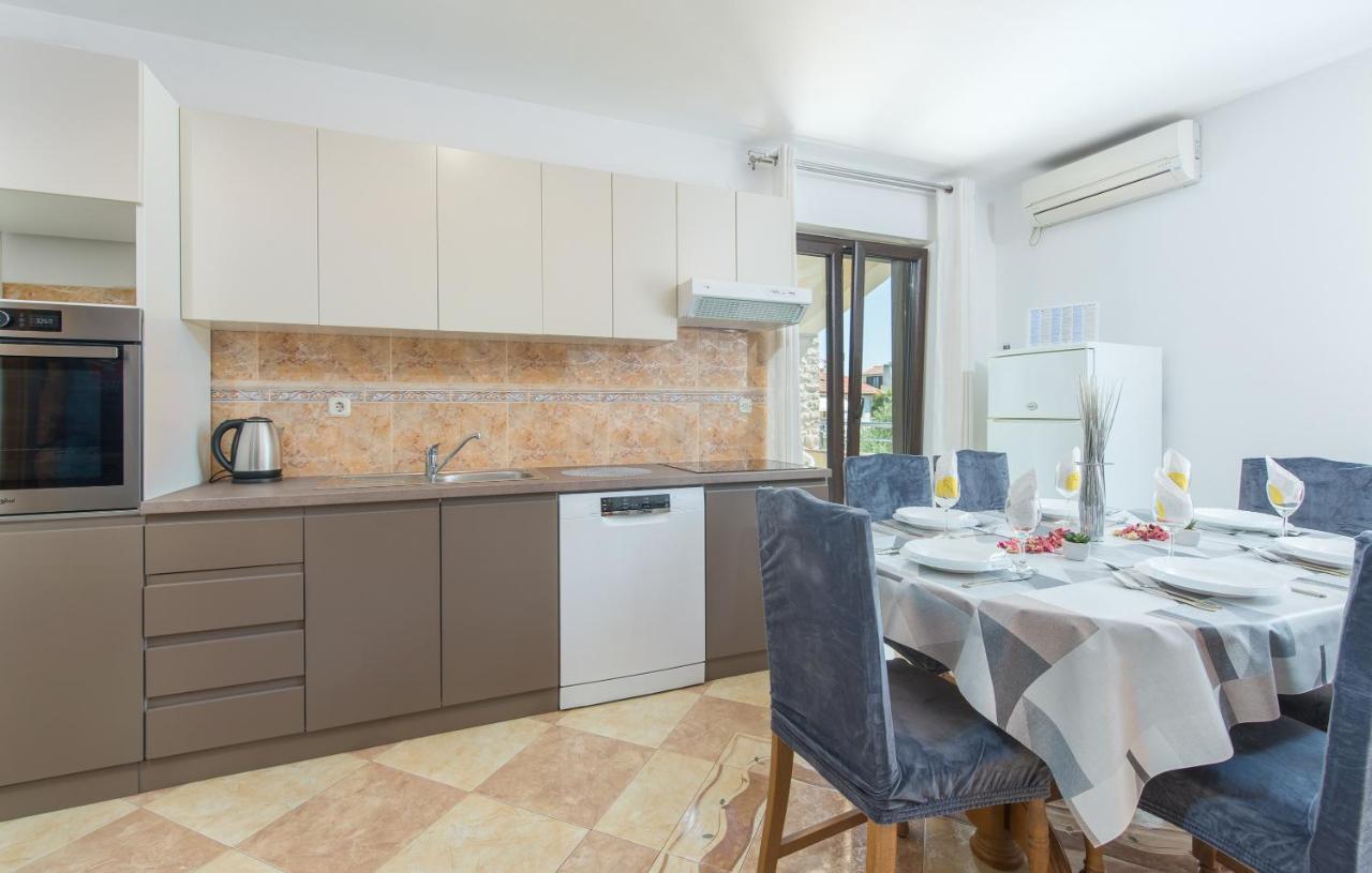 Apartmani Lorena Porec Bagian luar foto