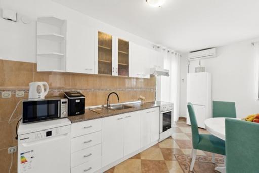 Apartmani Lorena Porec Bagian luar foto
